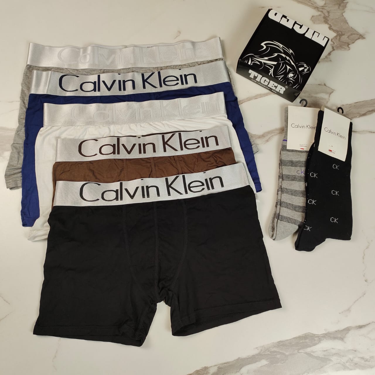 Pack of 5 Cotton Trunks + (2 Pairs of Premium Socks for FREE! 😍)