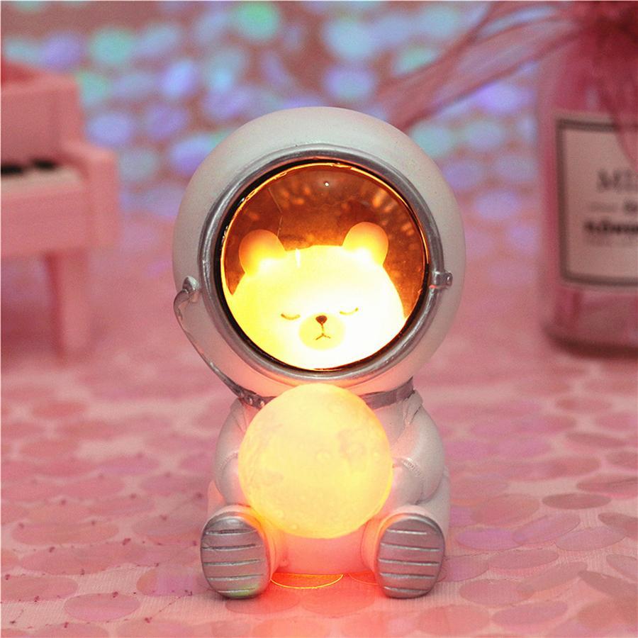 Astronaut Pet Lamp